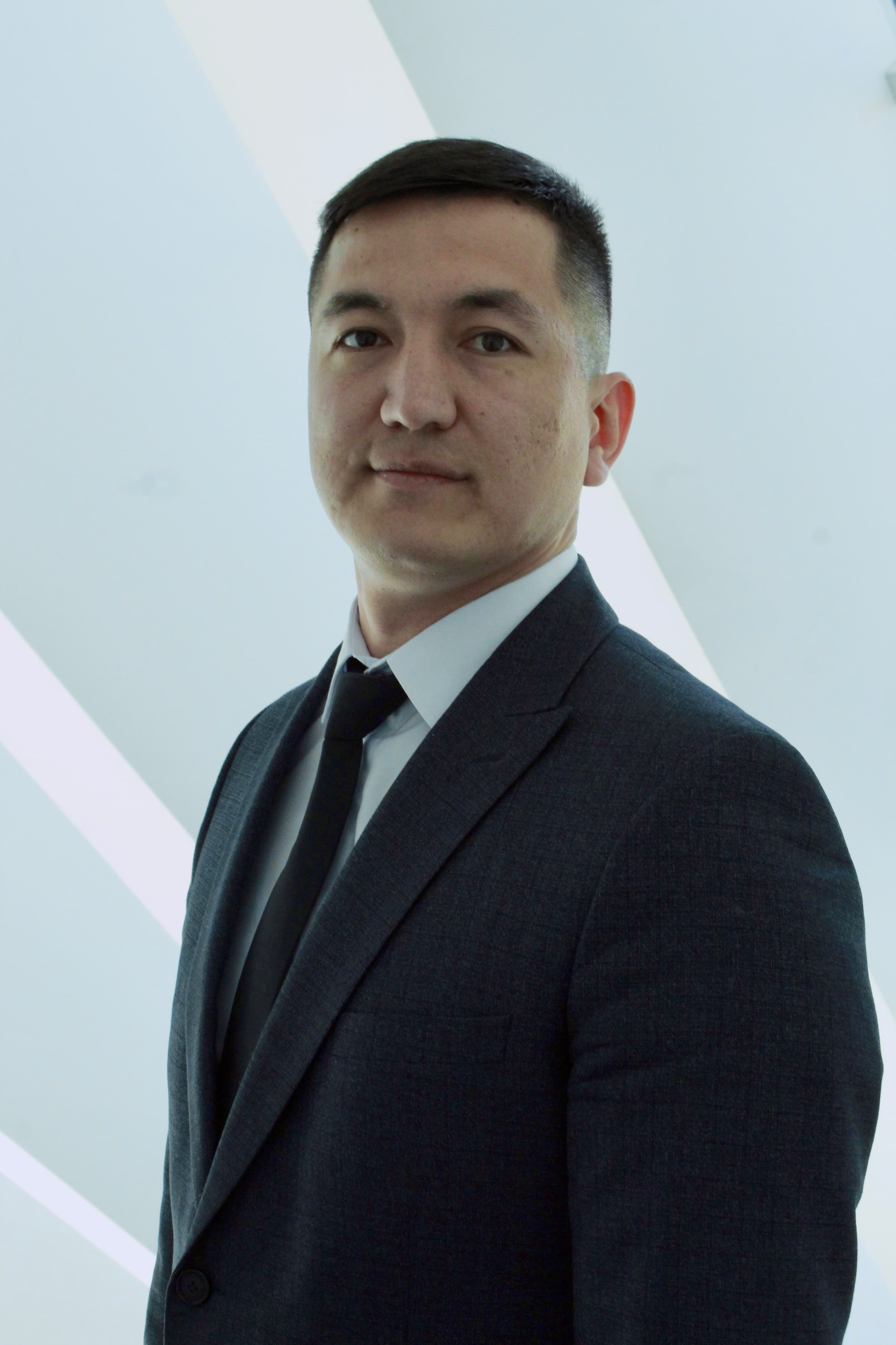 Nodir Hamdamov